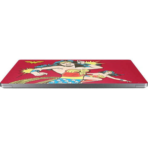 DC Comics Wonder Woman Vintage Action pose Universal Laptop 13in (10.6 x 7.6in) Skin
